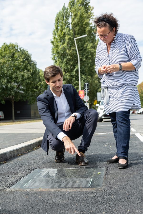 Hermann Stockinger (GF Easelink) erklärt die Technologie